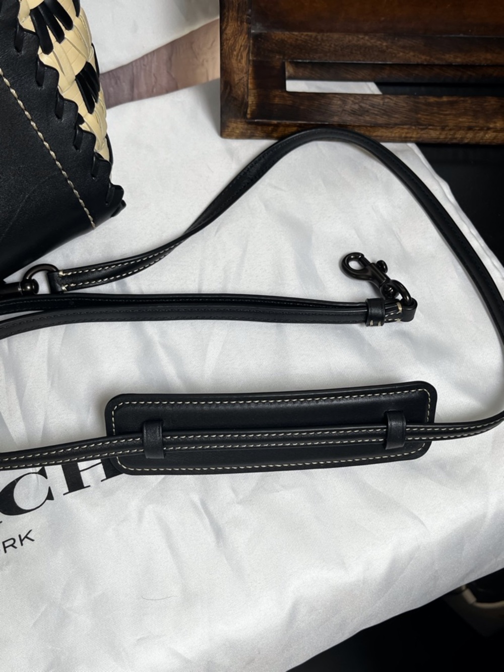 Coach 1941 Troupe Carryall w/ Weaving Style 623 - Picture 14 of 14